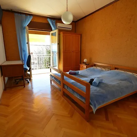 Apartment Lovran *